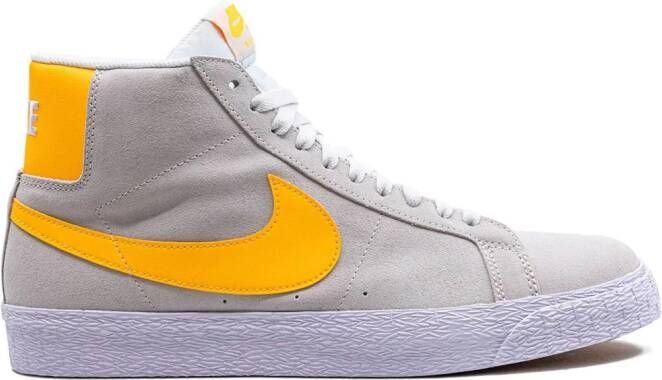 Nike "Blazer Mid Laser Orange sneakers" Wit