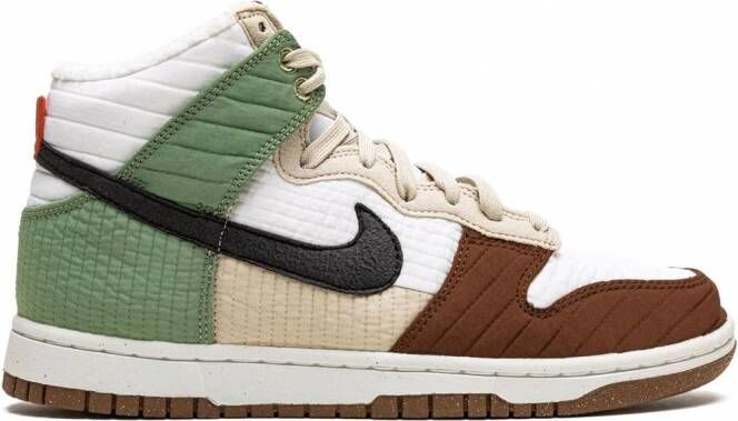 Nike "Dunk High LX Toasty sneakers" Groen