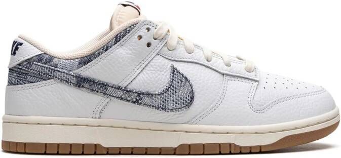 Nike "Dunk Low Washed Denim sneakers" Wit