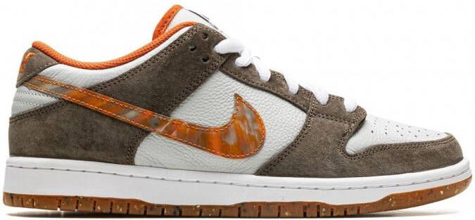 Nike "x Crushed D.C. SB Dunk Golden Hour sneakers" Groen