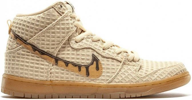 Nike Dunk Premium SB sneakers Goud