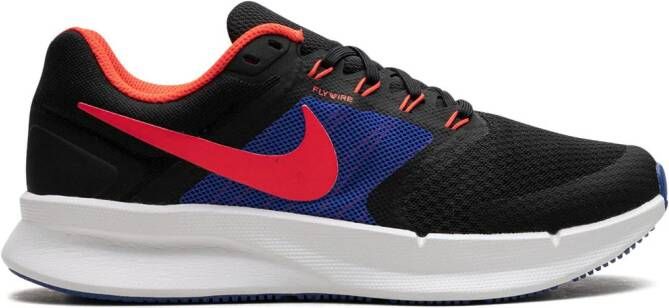 Nike "Run Swift 3 Black Racer Blue Crimson sneakers" Zwart