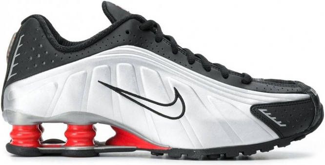 Nike Shox R4 trainers Zwart