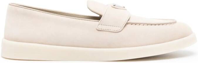 Prada Gewatteerde loafers Beige