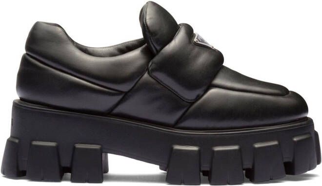 Prada Gewatteerde loafers Zwart