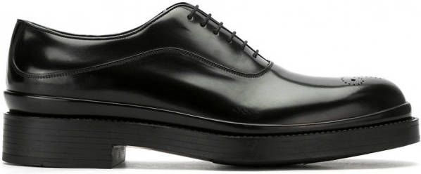 Prada klassieke veterschoenen Zwart