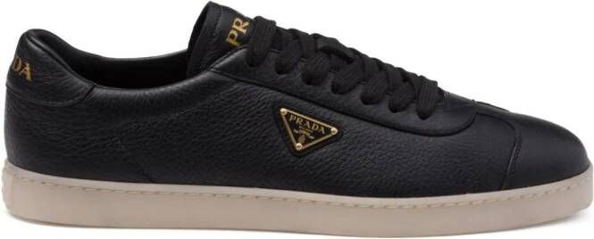 Prada Leren sneakers met logo Zwart