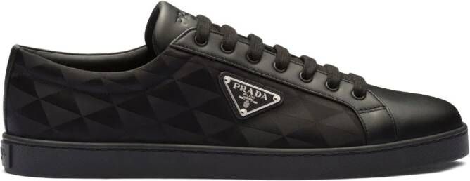 Prada Low-top sneakers Zwart