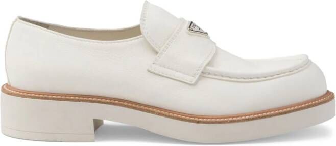 Prada Leren loafers Beige