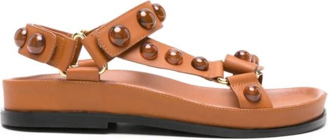 SANDRO Leren sandalen met studs Bruin