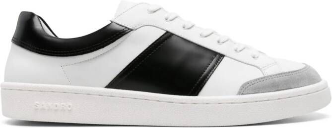 SANDRO Leren sneakers met vlakken Wit