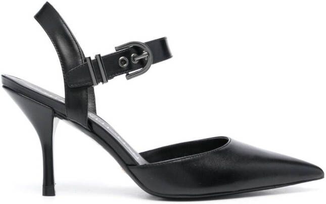 Stuart Weitzman Pumps met puntige neus Zwart