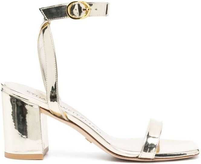 Stuart Weitzman Barelynude wikkel sandalen Goud