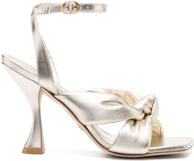 Stuart Weitzman Playa sandalen met enkelbandje Goud