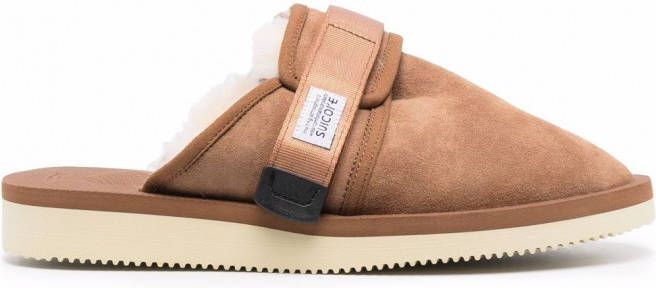 Suicoke Slippers met voering van bont Bruin