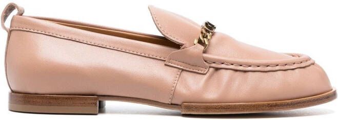 Tod's Loafers met ketting Beige