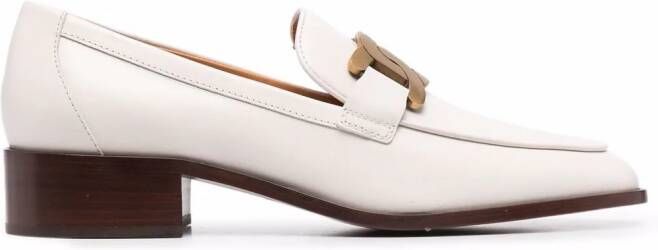 Tod's Loafers met logoplakkaat Beige