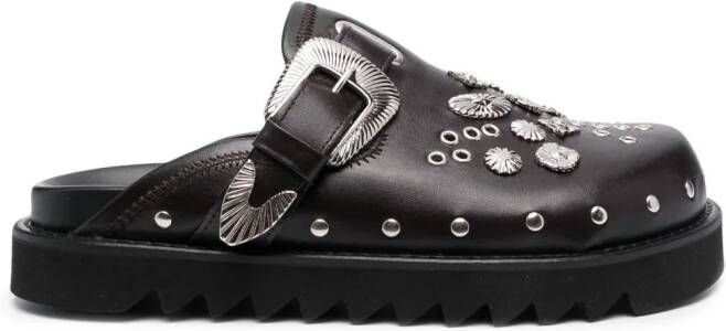 Toga Virilis Slippers met studs Bruin