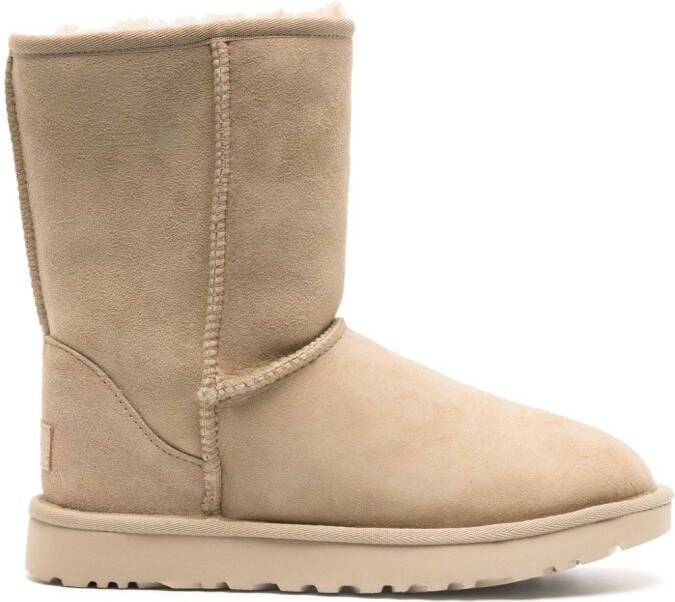 UGG Classic Short II laarzen Beige