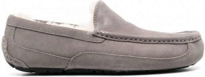 UGG Loafers met lammy voering Grijs