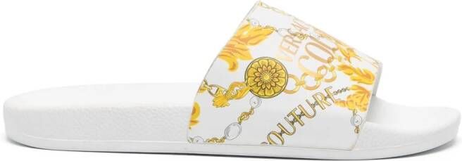 Versace Jeans Couture Slippers met patroon Wit