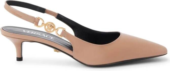 Versace Leren pumps met logoplakkaat Beige