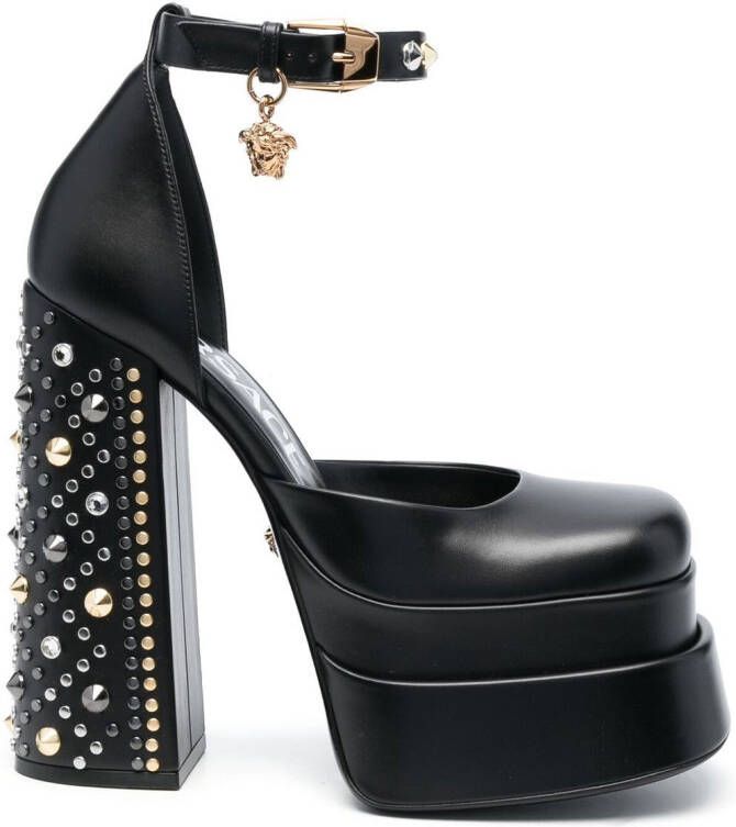 Versace Medusa Aevitas pumps met spikes Zwart