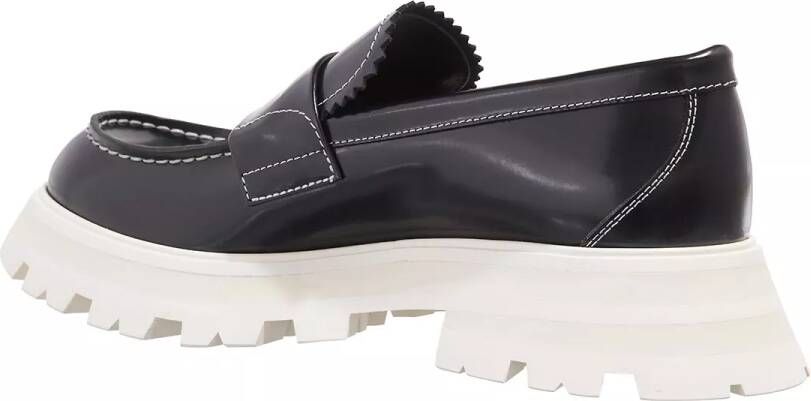 Alexander mcqueen Loafers & ballerina schoenen Loafers Leather in zwart