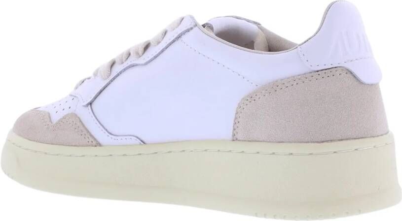 Autry International Sneakers Dames Autry 01 Low leer suede wit in wit