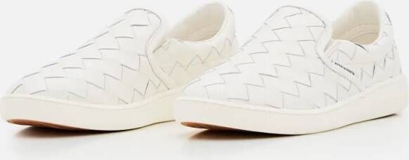 Bottega Veneta Low-Top Sneakers Slip-On Leather Sneakers in wit