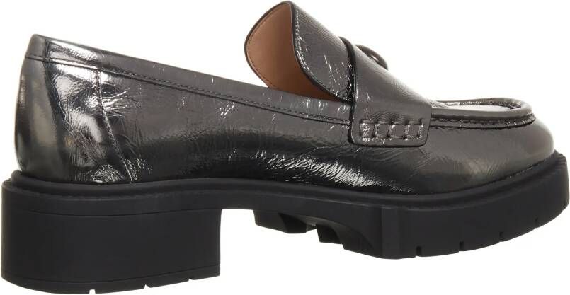 Coach Loafers Leah Crinkle Metallic Loafer in zilver