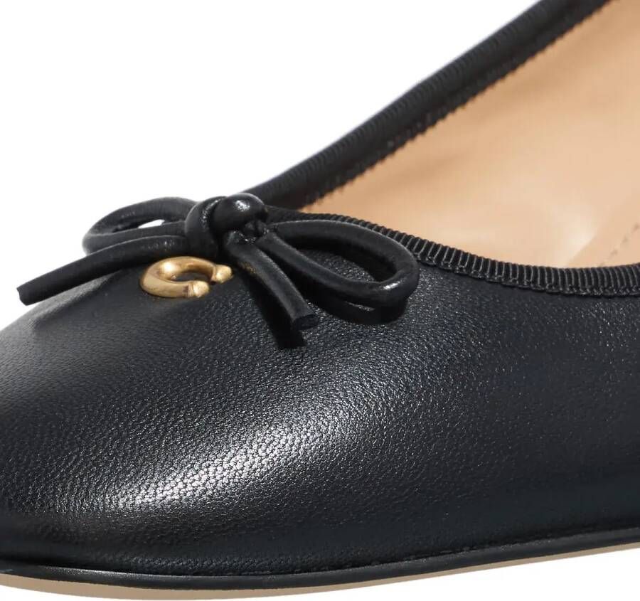 Coach Slippers & Mules Ava Leather Ballet Pump in zwart