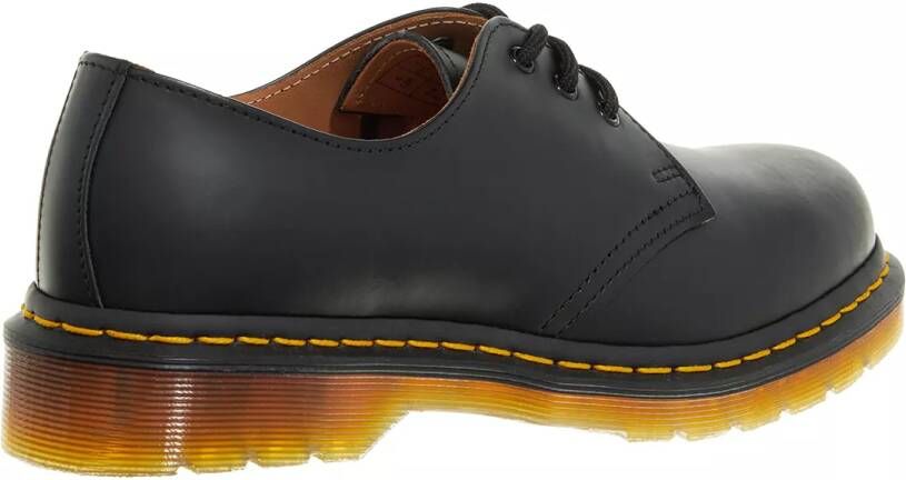 Dr. Martens Loafers 3 Eye Shoe 1461 in zwart