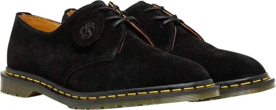 Dr. Martens Sneakers Archie Ii Made In England Lace-up Derby in zwart