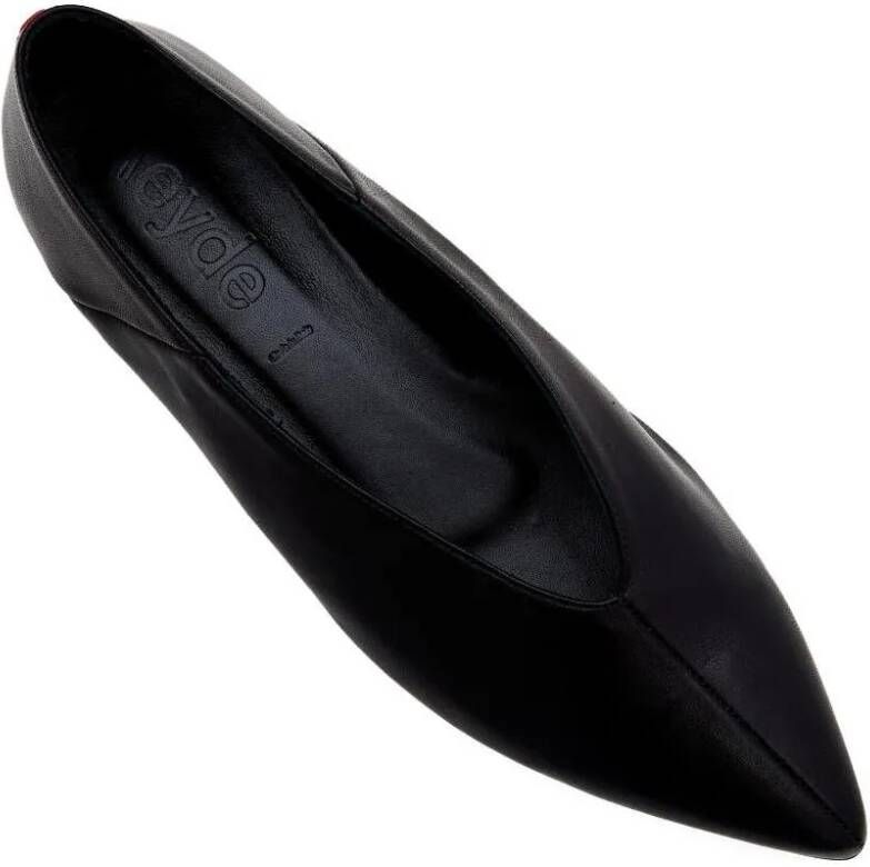 Aeydē Loafers & ballerina schoenen Moa Leather Ballet Flats in zwart