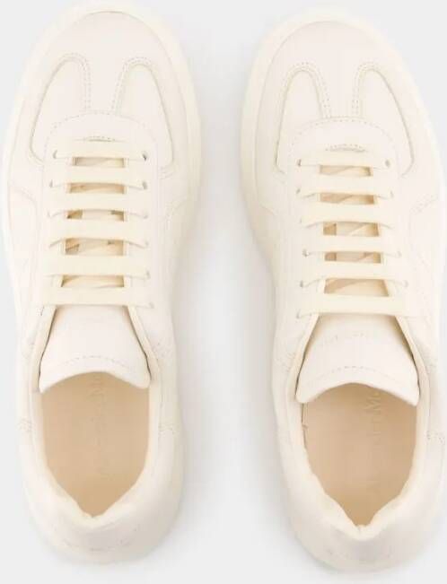 alexander mcqueen Low-Top Sneakers Oversized Sneakers Leather White in grijs