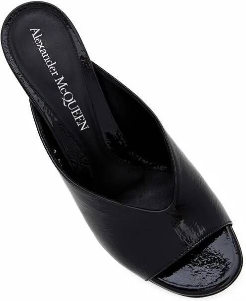 alexander mcqueen Slippers Leather Mule Sandals in zwart