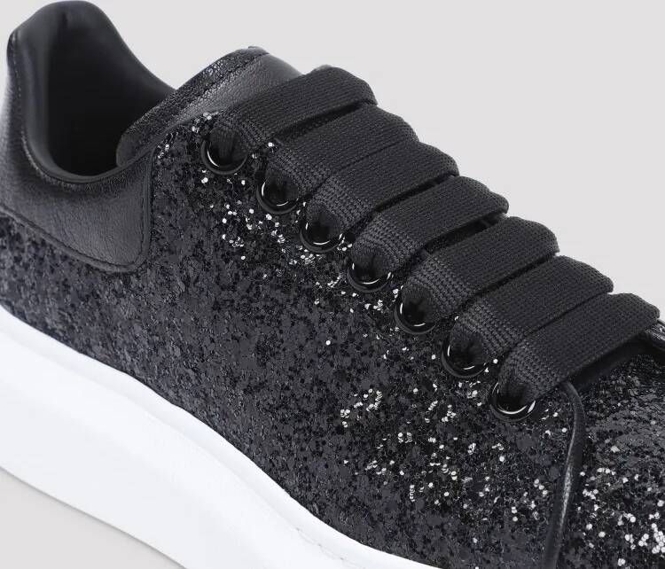 alexander mcqueen Low-Top Sneakers Black Leather Sneakers in zwart