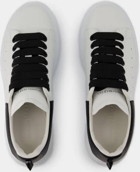 alexander mcqueen Lage-top sneaker Oversized Sneakers Leather White Black in wit