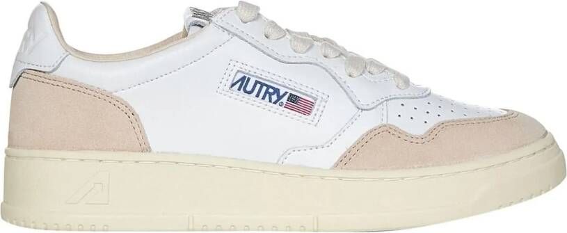 Autry International Low-Top Sneakers White in wit