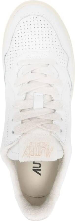 Autry International Low-Top Sneakers baskets medalist en cuir 11 in beige