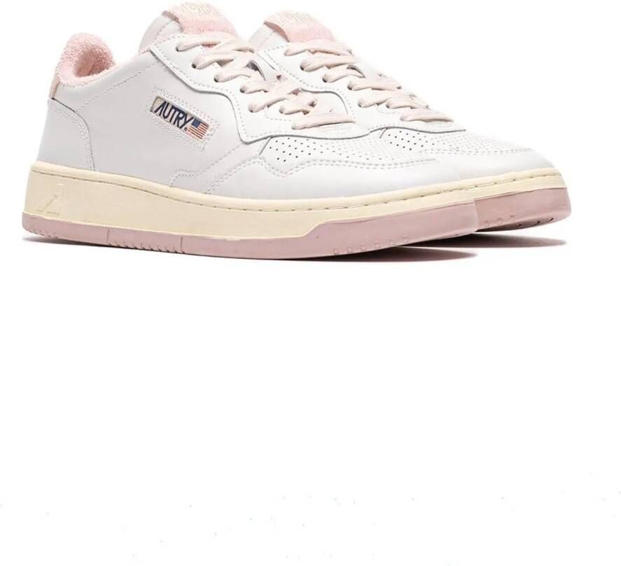 Autry International Low-Top Sneakers baskets medalist en cuir rose in poeder roze