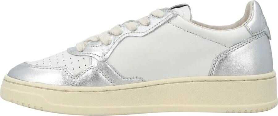 Autry International Low-Top Sneakers Silver in zilver