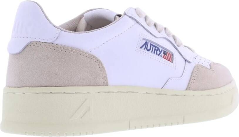 Autry International Sneakers Dames Autry 01 Low leer suede wit in wit