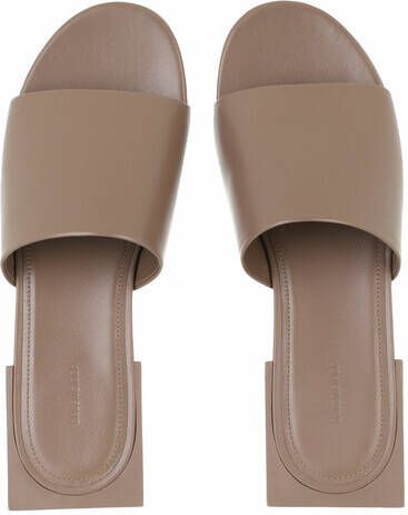 Balenciaga Slippers & Mules Box Mule in beige