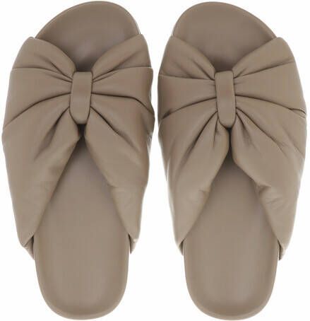 Balenciaga Slippers Puffy Slides in beige