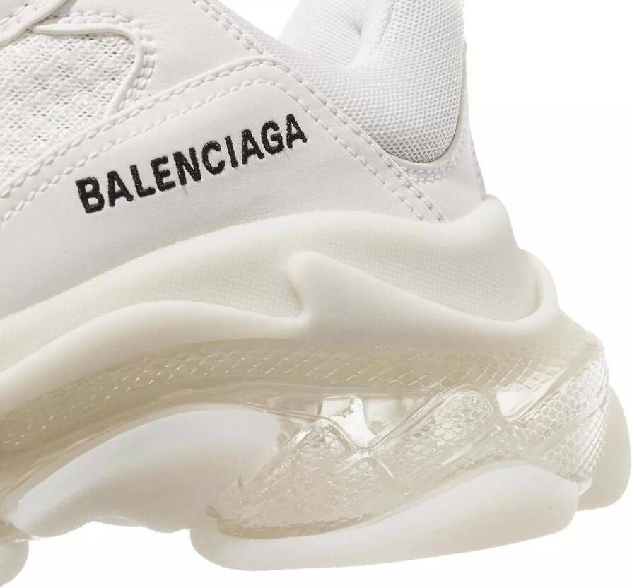 Balenciaga Sneakers Triple S Clear Sole Sneakers in crème