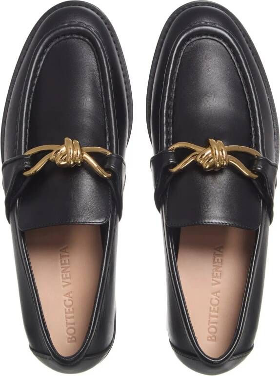 Bottega Veneta Loafers & ballerina schoenen Astaire Loafer in zwart