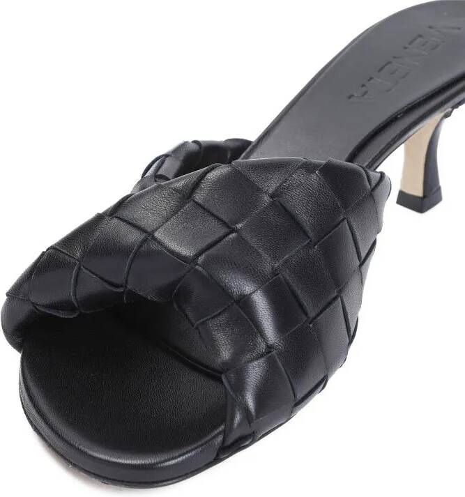 Bottega Veneta Sandalen Blink Black Lamb Leather Mules in zwart