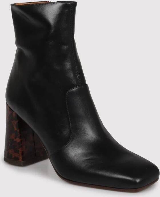 Chie Mihara Boots Oysi Ankle Boots in zwart